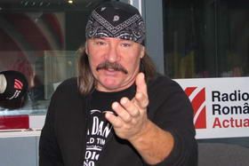 Muzica zilelor noastre | Mi-a umblat prin suflet Șeicaru